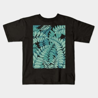 Beautiful tropical leaves pattern Kids T-Shirt